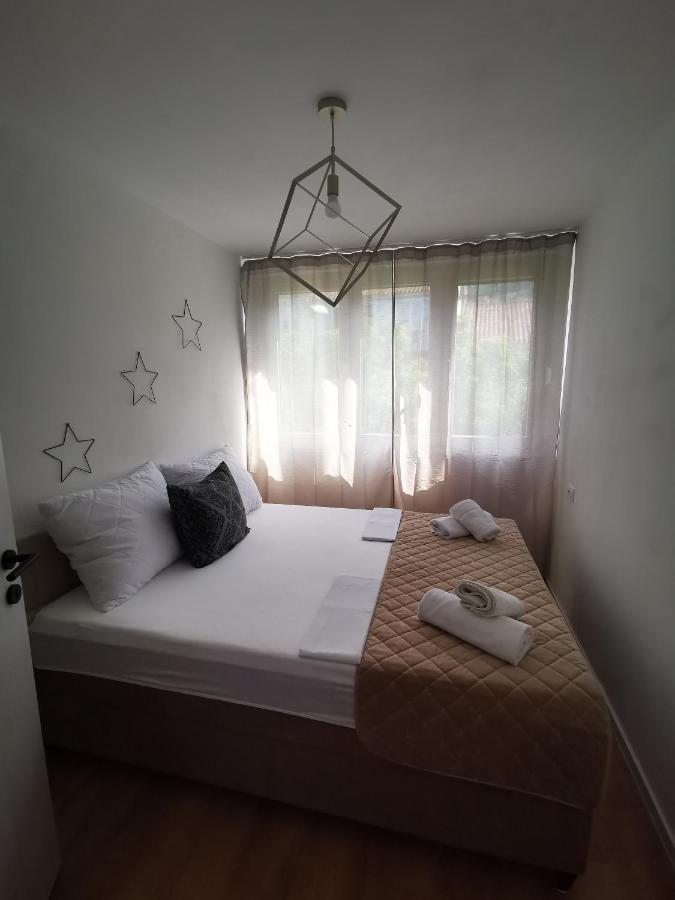 City Center Apartment Bravos Makarska Exteriör bild