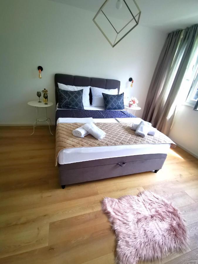 City Center Apartment Bravos Makarska Exteriör bild