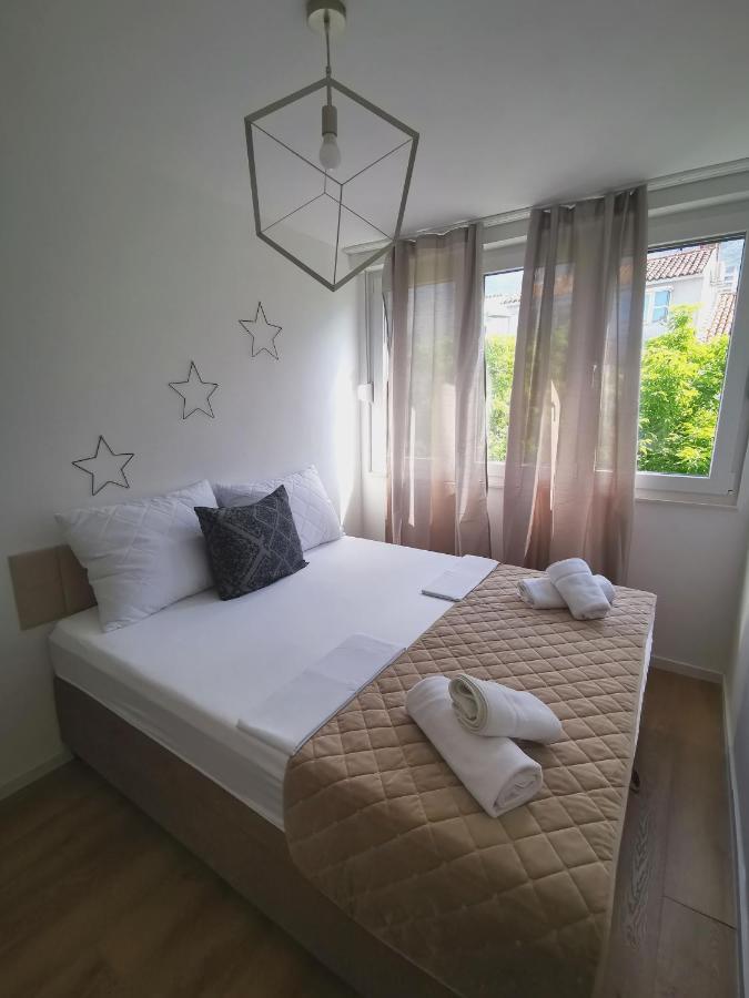 City Center Apartment Bravos Makarska Exteriör bild